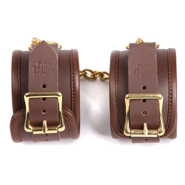 Fifty Shades of Grey Red Room Collection Nahkaiset Nilkka-/käsiraudat var 1