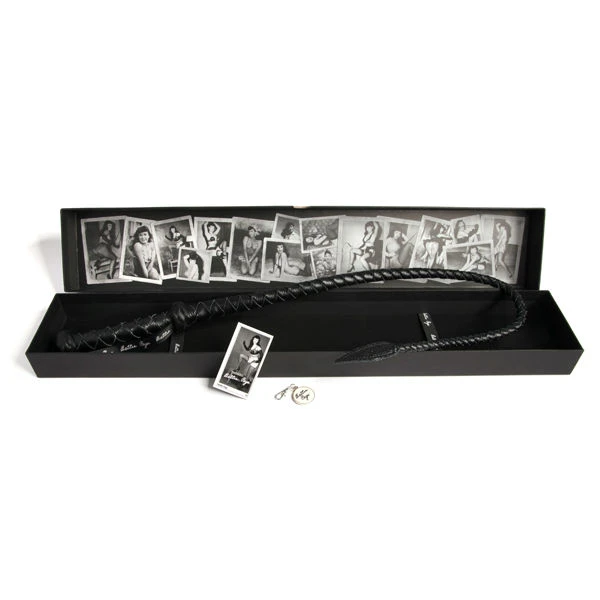 Bettie Page Longing For Leather Tyrepisk 1