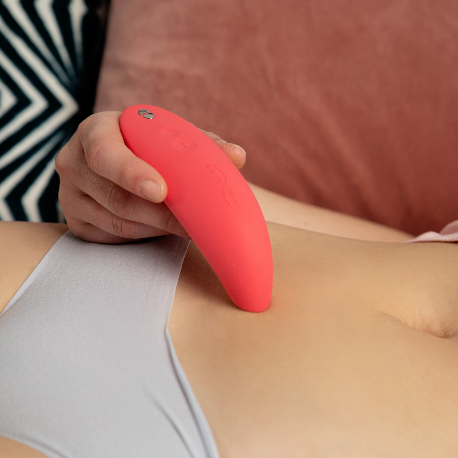 We-Vibe Melt App-Controlled Clitoral Stimulator var 2