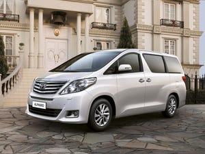 Alphard starts in Russia at equivalent of 83145