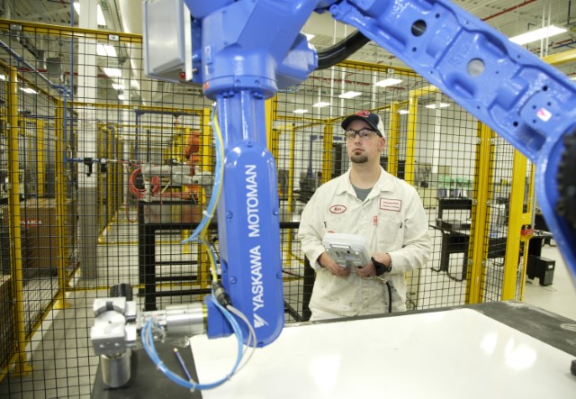 Honda offers handson training to current and wouldbe manufacturing employees Honda offers handson training to current and wouldbe manufacturing employees