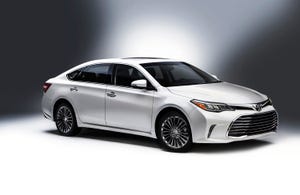 rsquo16 Avalon features reshaped grille new turnsignal treatment