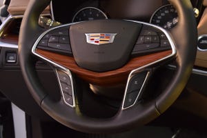 '17 Cadillac XT5