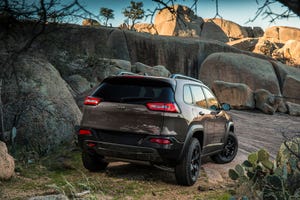 rsquo14 Jeep Cherokee Trailhawk unveiled at New York show