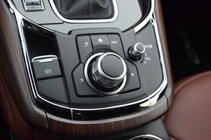 2017 Wards 10 Best Interiors Nominee: Mazda CX-9