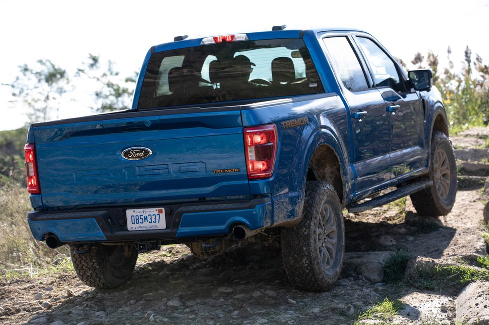 Rear Bumper Kit | FORD F-150 TREMOR 2022 Rear Bumper Kit | FORD F-150 TREMOR 2022