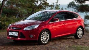 Ford offering extra spiffs on Focus to complement governmentbacked incentive