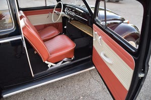 01 1964 VW Beetle pass door open