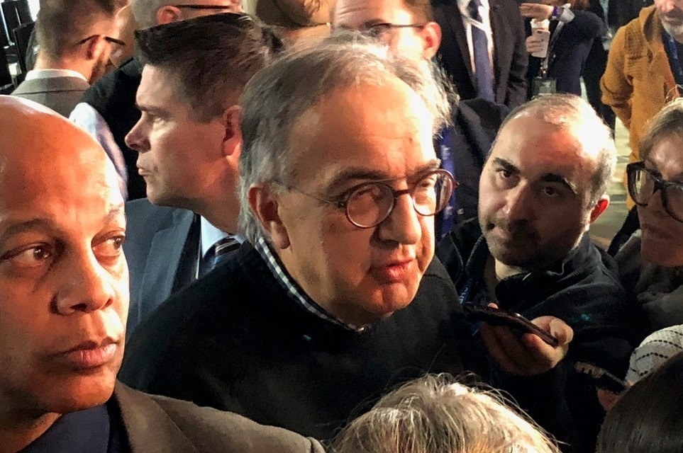Marchionne Scrum at NAIAS Marchionne Scrum at NAIAS