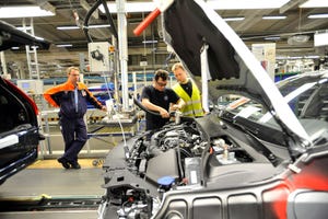 Volvo S60 diesel PHEV assembly line at Torslanda plant