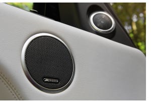 Range Roverrsquos Meridian system pumps digital audio through 29 speakers