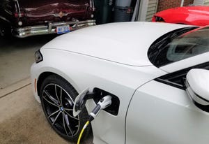 BMW 330e charging - Copy - Copy