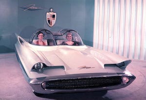 Lincoln Futura bows at 1955 Chicago Auto Show