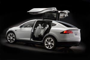Tesla Model X CUV production expected to begin this year