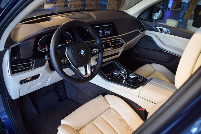 BMW X5 offwhite interior