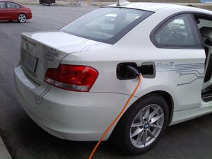 BMW ActiveE uses California charging station