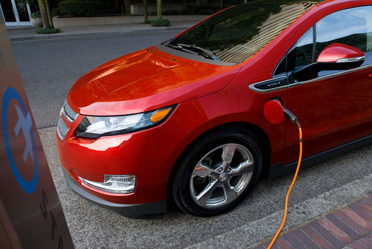 Joint team to gather realworld performance data on Chevy Volt including charging and infrastructure
