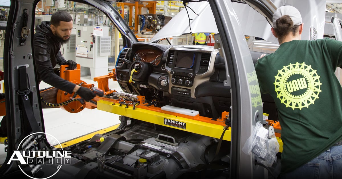 Autoline Daily 2023 | Top Industry News for Oct. 30