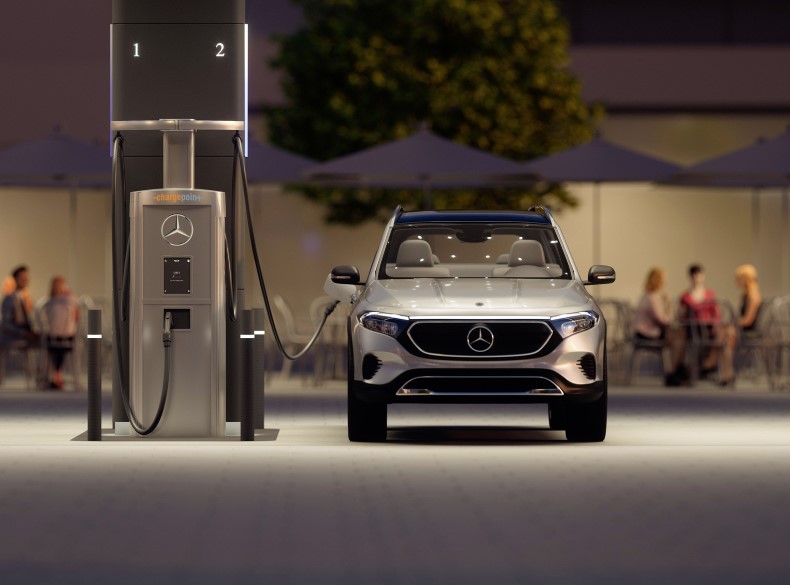 Mercedes Benz to Launch U.S. Charging Network
