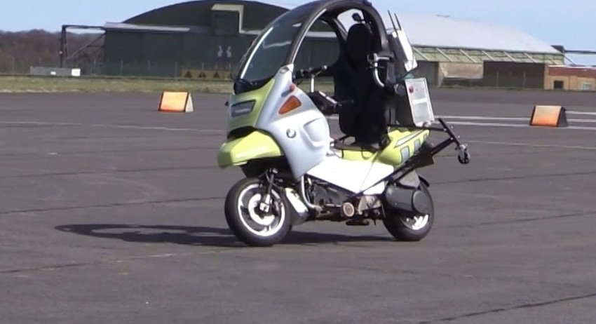 Riderless motorcycle allows autonomous vehicle testing without ER visits.