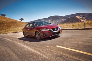 ’19 Nissan Maxima gets even larger “V-Motion” grille, with styling cues that flow into hood and down body.