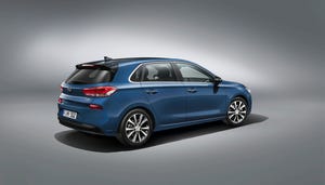 Restyled i30 to make public debut at Paris show