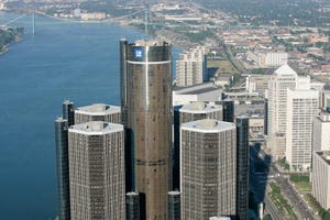 Analysts donrsquot expect public perception of Detroit Three to take a negative turn because of cityrsquos financial woes