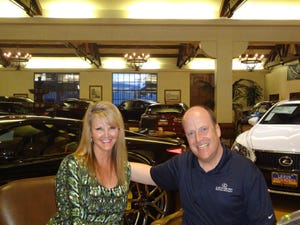 AutoAlert client advisor Lynne Stevenson provides tech guidance to Lexus Santa Monica sales manager Ben Hodor