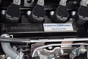 2016 Wards 10 Best Engines Test Drive: Chevy Malibu v. Honda Civic