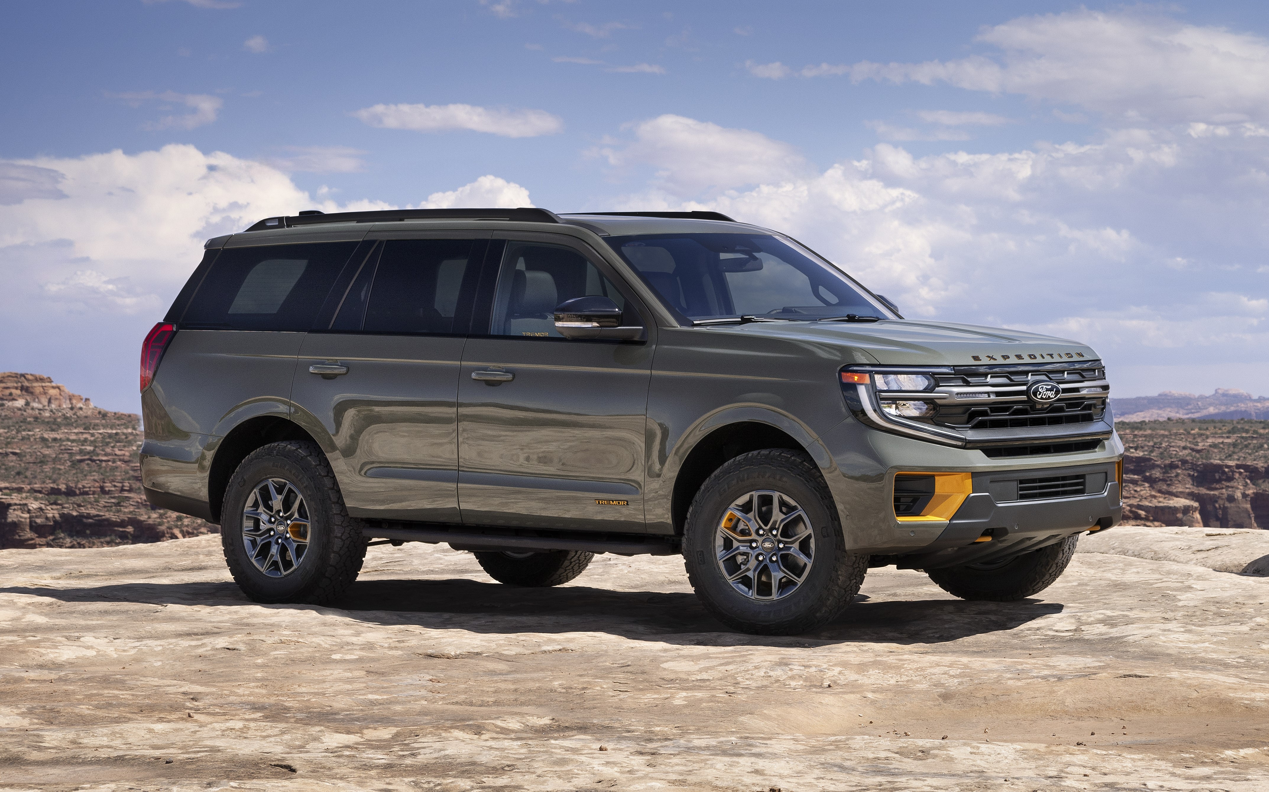 Ford Expedition 4x4 Off Road