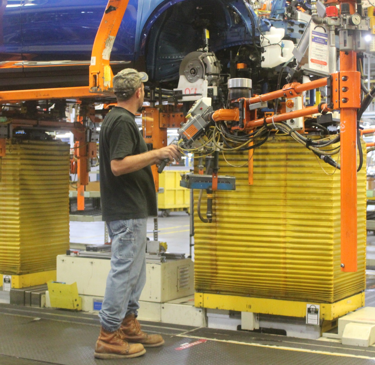 Electric powertrain attached to Chevrolet Bolt at GMrsquos Orion MI plant Electric powertrain attached to Chevrolet Bolt at GMrsquos Orion MI plant