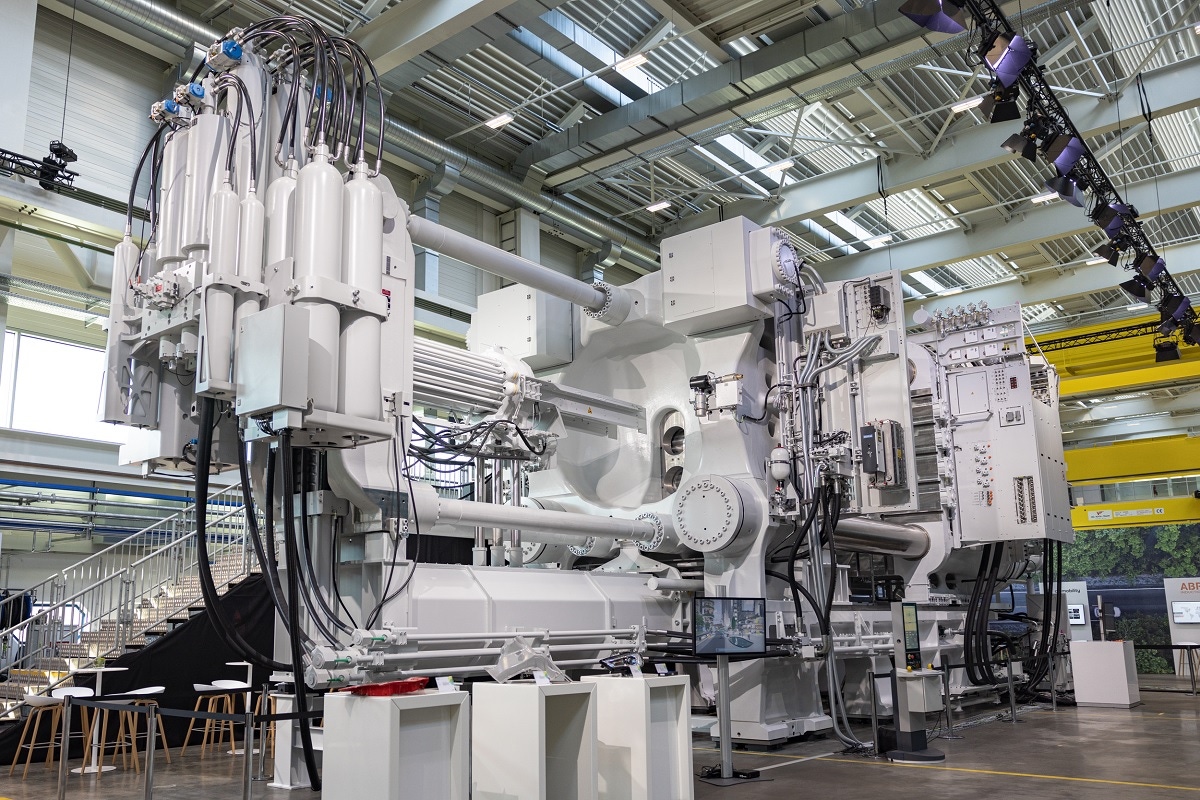 Carat 840 Megacasting Carat 840 Megacasting