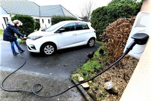 Renault Zoe EV home charging (Getty)