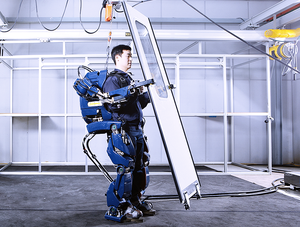 Hyundai Flexes R&D Muscle With Wearable Robot Suit