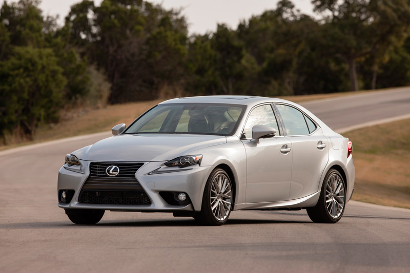 Lexus IS 250 considerably more sporty than predecessor