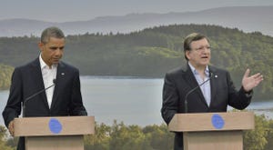 President Obama left EC President Barroso kick off trade talks in June 2013