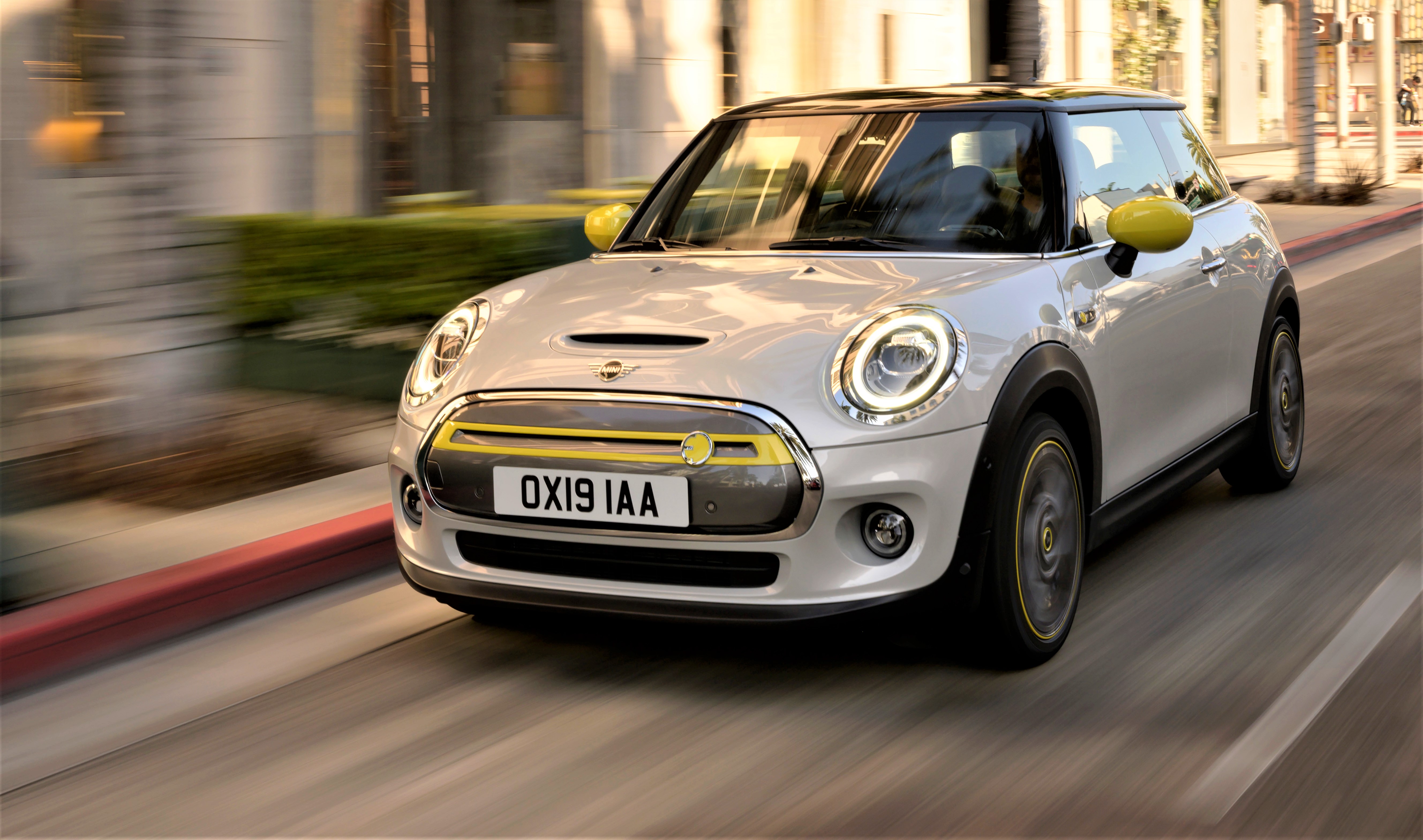 Cost of mini electric hotsell