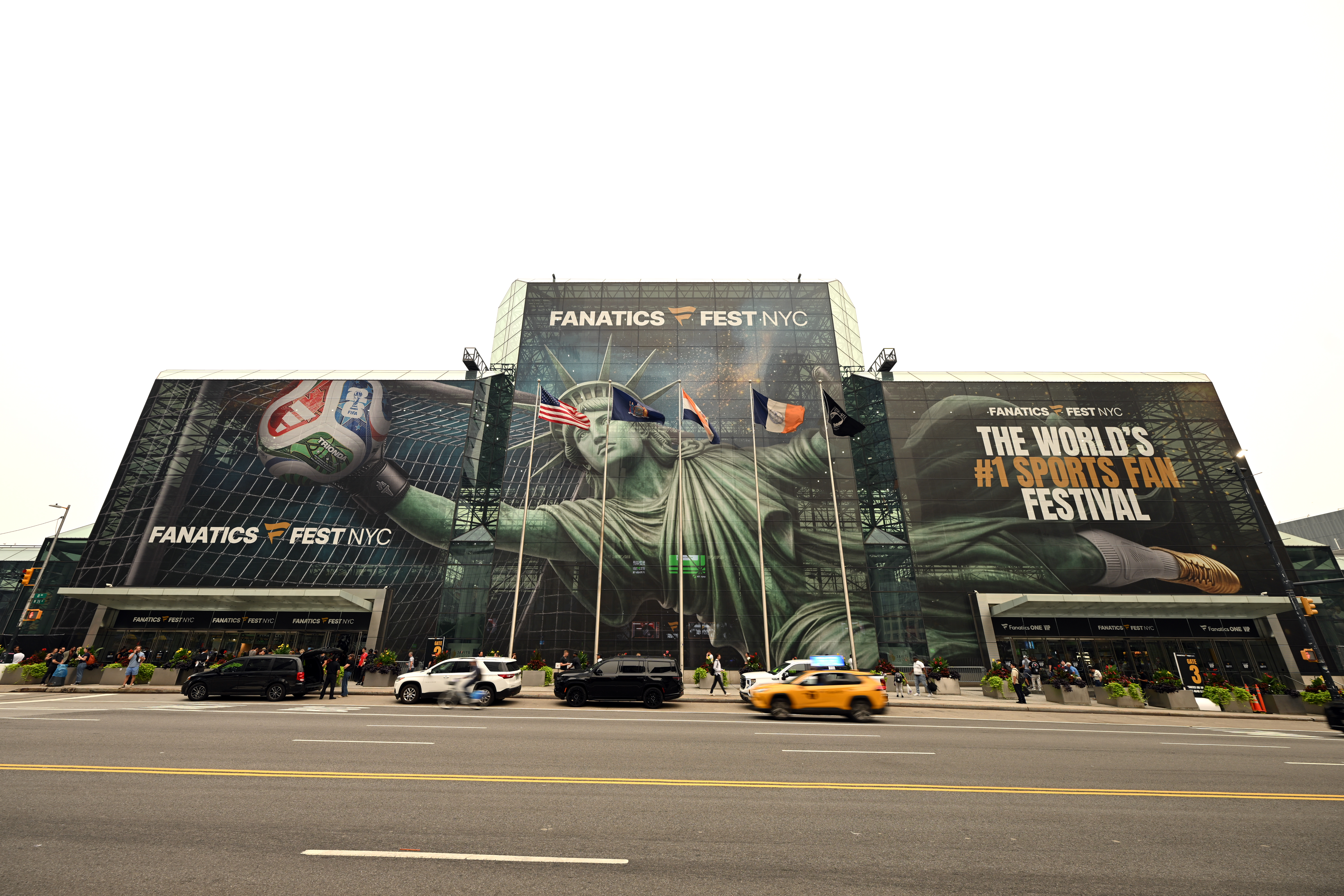 Fanatics Fest 2026: Inside the Winning Builds and Viral Moments
