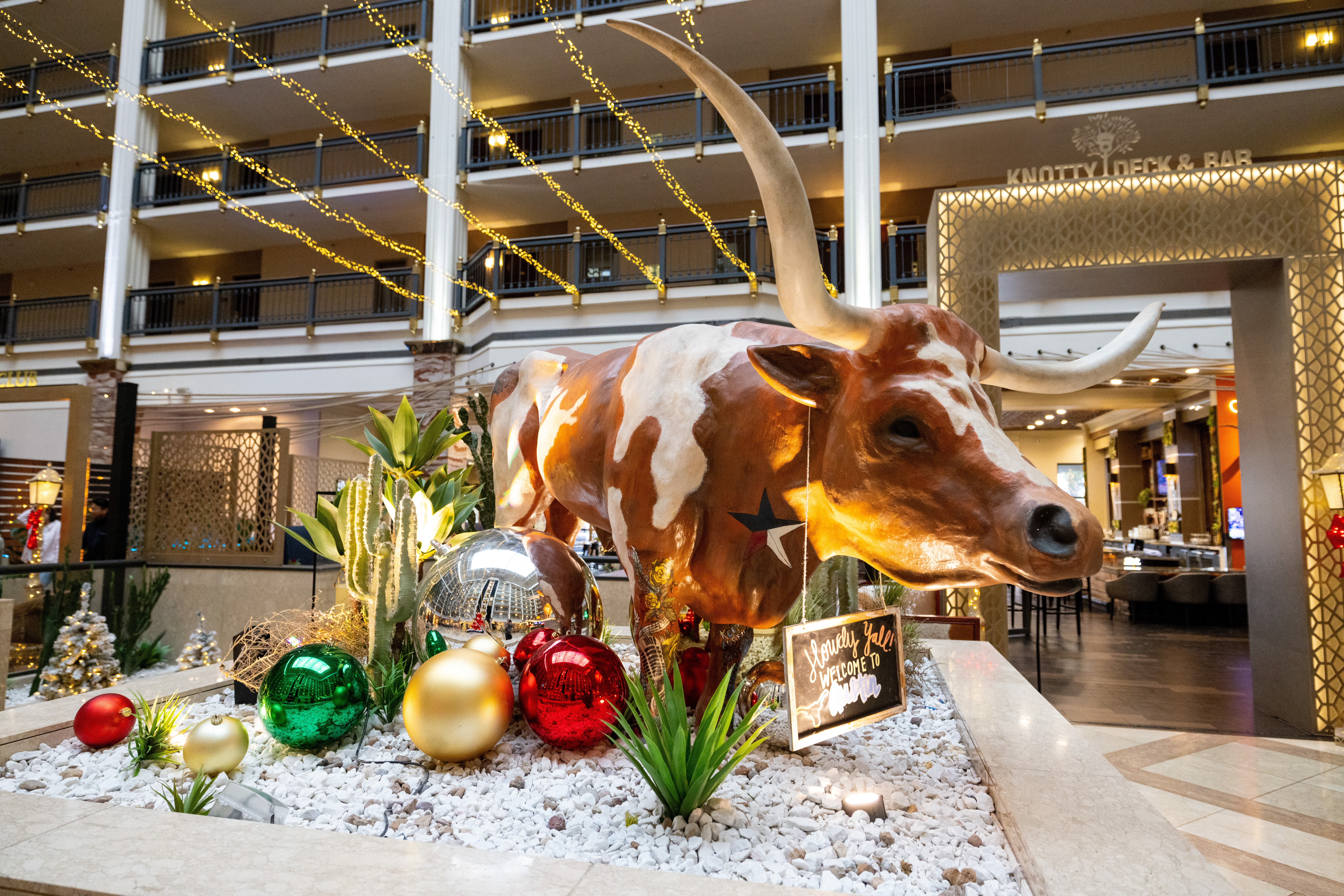 Traditional Venue Options for Corporate Holiday Parties