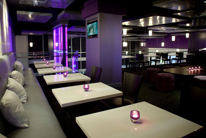 Café Entourage: 24-Hour Dining in Hollywood for Full or Partial Buyout