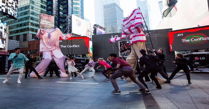 How a Puppet Fight Promoted a Washing Machine