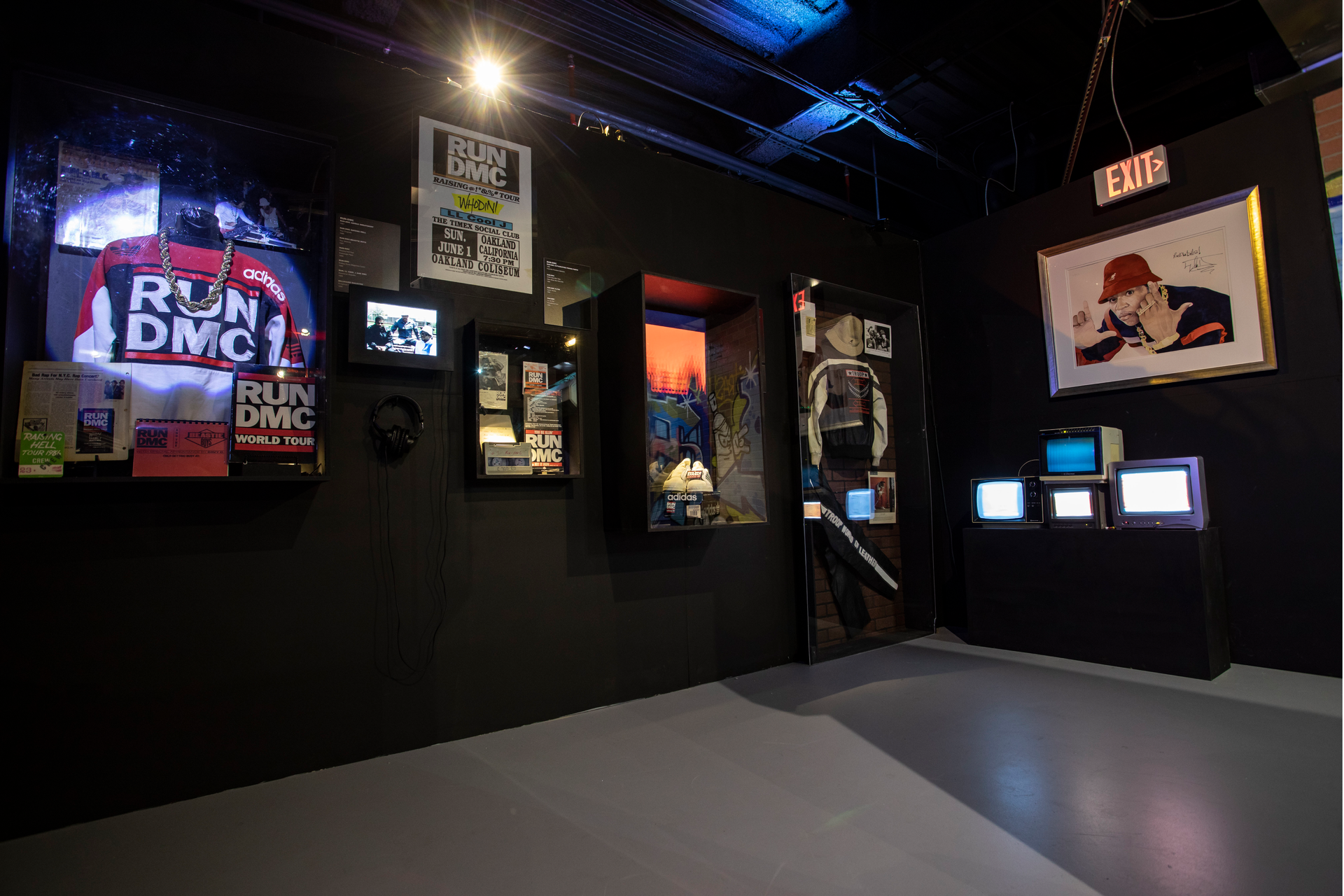 A Look Inside NYC's New Hip-Hop Museum