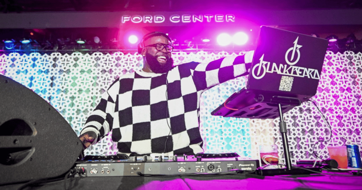 What Corporate Events Can Learn From the Dallas Cowboys’ DJ
