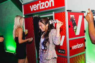 Verizon_Photo_Booth.jpg Verizon_Photo_Booth.jpg