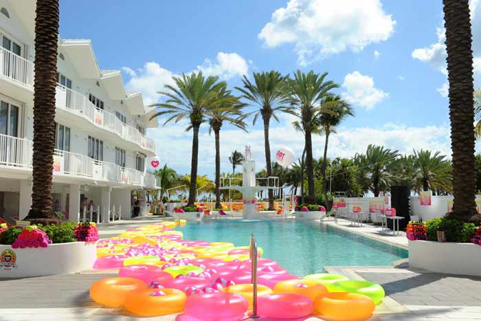 Victoria’s Secret Pink Celebrates Spring Break at Newly Remodeled Shelborne