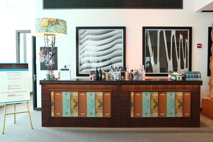 bar_img_4071_1.png bar_img_4071_1.png