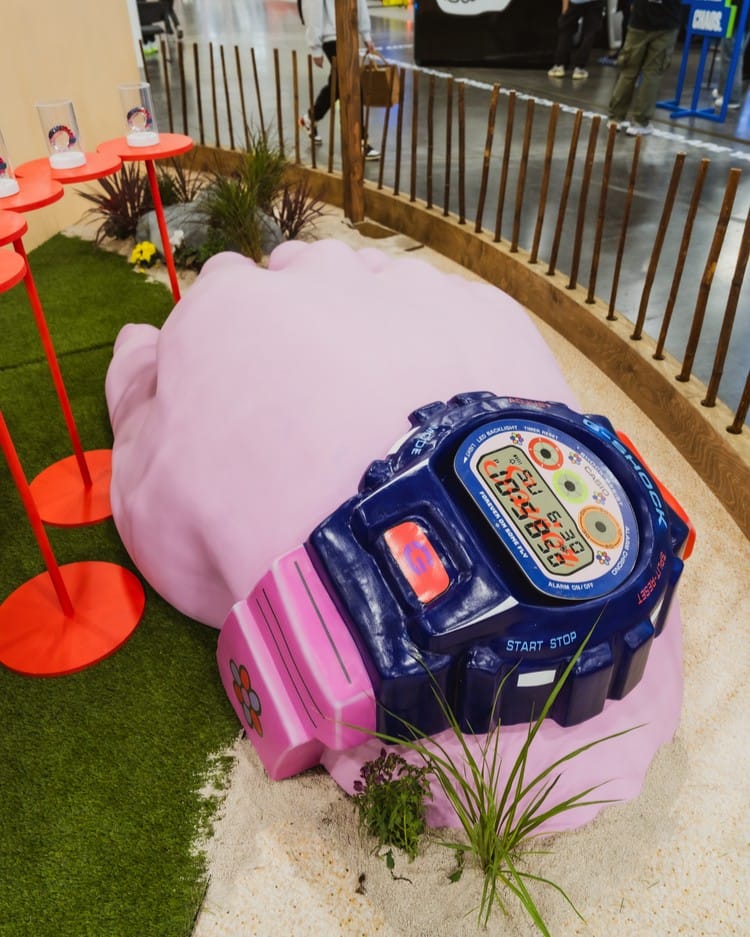 Modelo Complexcon See the Culture-Defining Moments of ComplexCon 2025