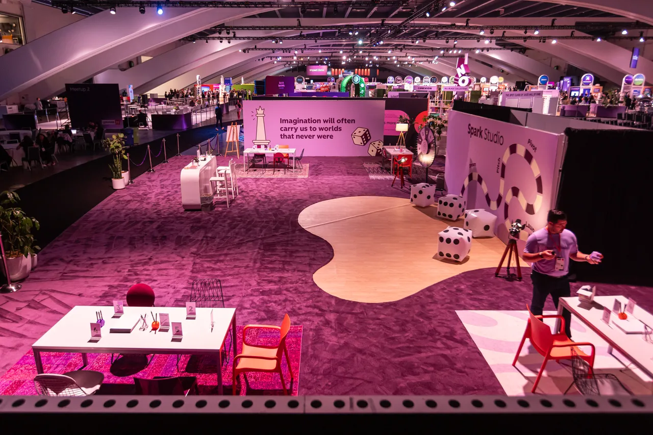 Innovative Meetings: HubSpot INBOUND