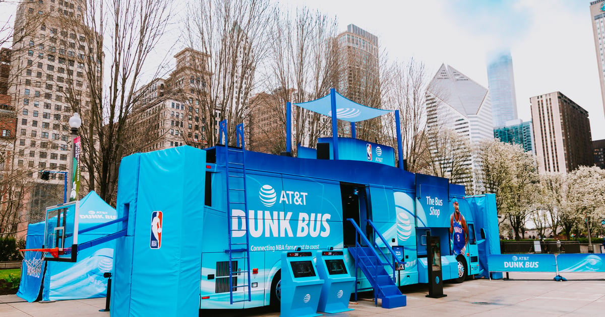 Nba Bus How AT&T Took NBA Fandom on the Road With the 'Dunk Bus'