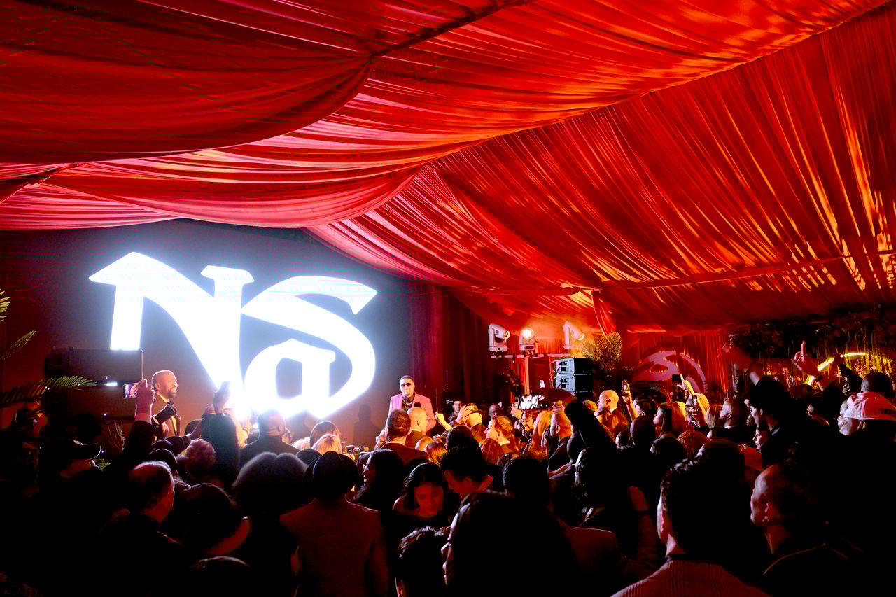 2261590303.jpg 2261590303.jpg